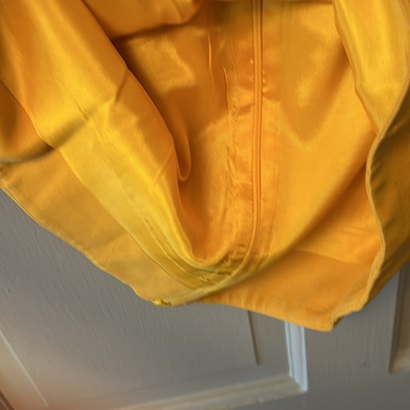 Vintage Cache Top - Picture 7 of 11